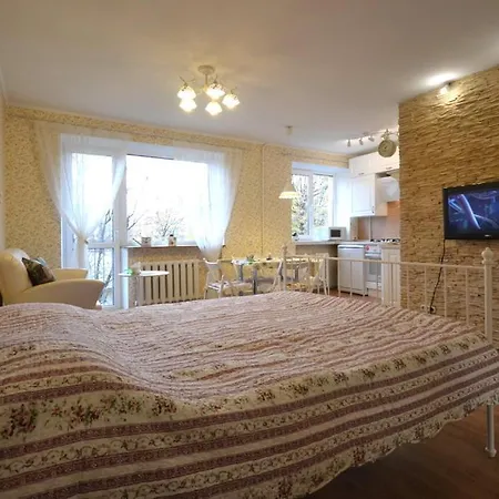 On Very Khoryzhyi 5b Apartment
