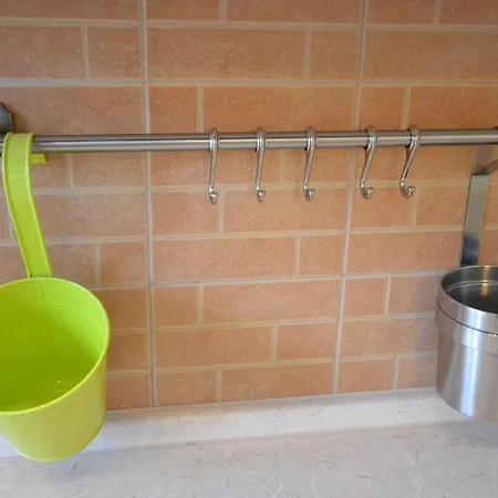 Apartment On Very Khoryzhyi 5b