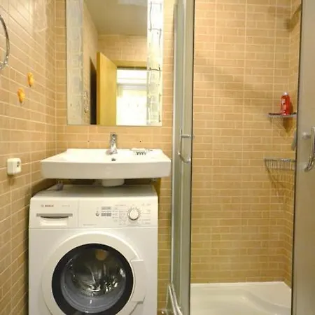 Apartment On Very Khoryzhyi 5b Minsk